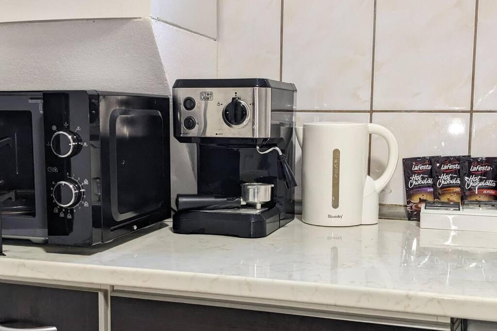 Cosy One Bedroom Flat With Free Parking & Wifi 클루지나포카 외부 사진